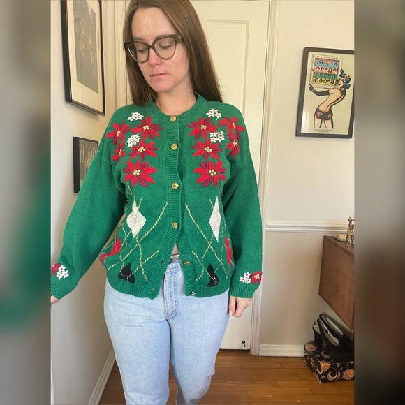 Y2K Vintage Preppy Argyle Holiday Sweater w. Poinsettia Flowers - Picture 2 of 11